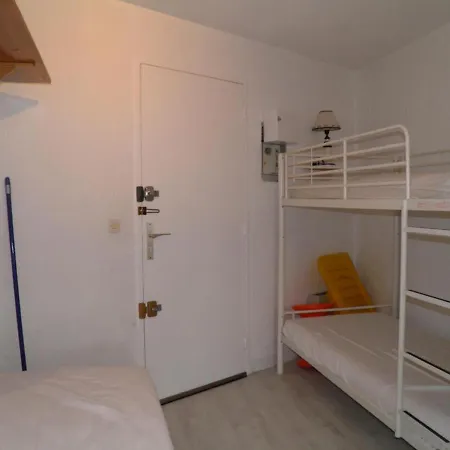 Studio Sète, 1 Pièce, 4 Personnes - Fr-1-338-152 * Sète